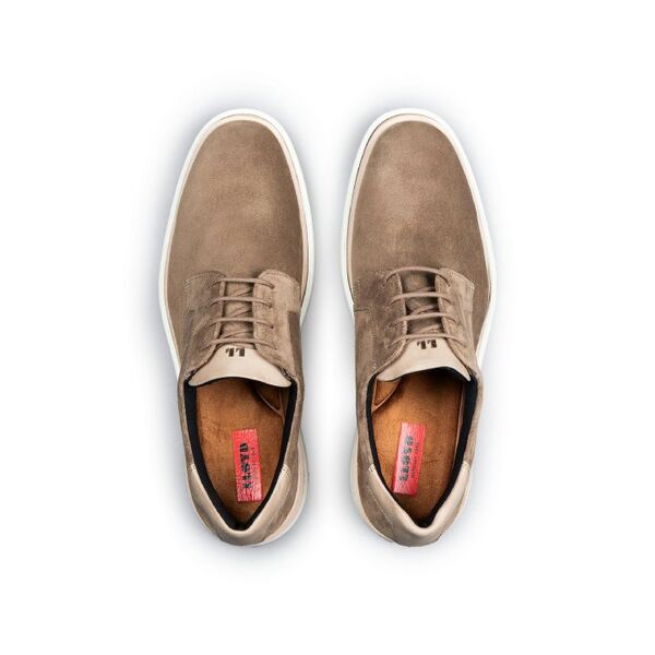 Schnürschuhe