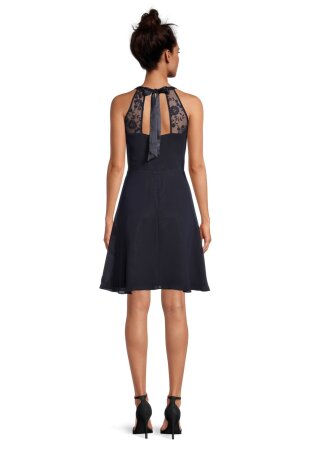 Kleid Kurz ohne Arm