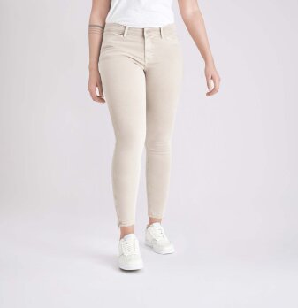 DREAM CHIC