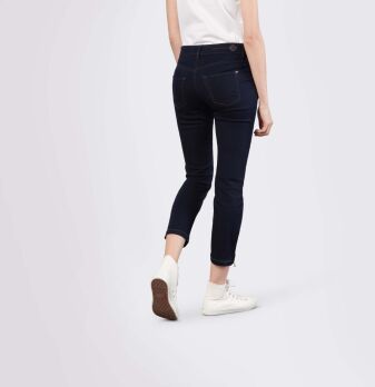 DREAM CHIC