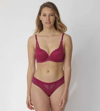 Aura Spotlight Brazilian