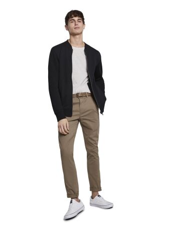 Slim Chino with belt