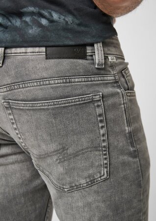 Denim-Jeans mit Used-Look
