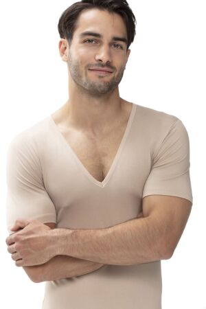 V-Neck Slim Fit