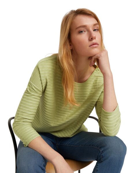 loose structured stripe tee