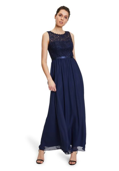 Kleid Lang ohne Arm