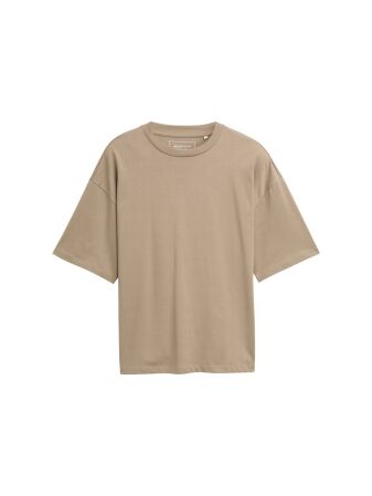 oversized t-shirt