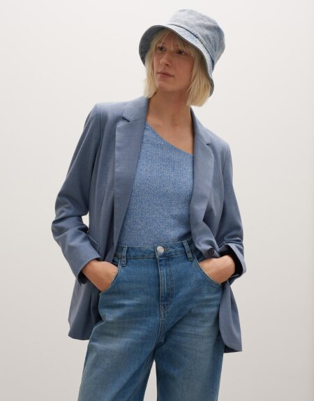 Adwin hat
