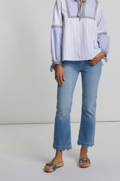 Scallop hem kick flare organic