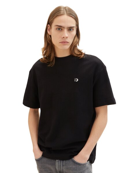 relaxed structured t-shirt