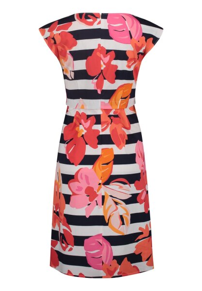 Kleid Kurz ohne Arm