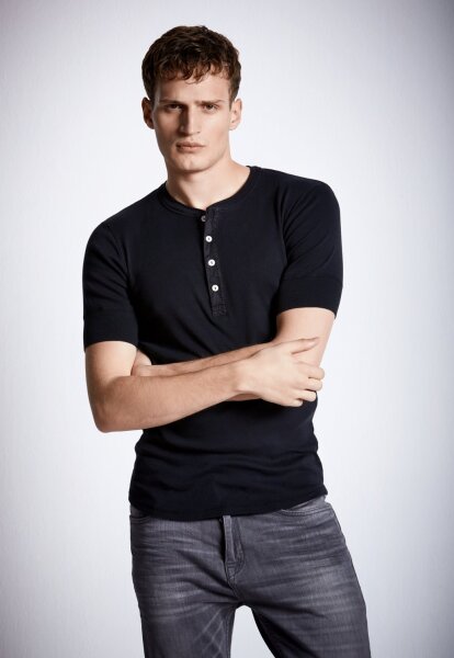 Henley 1/2 - Karl-Heinz