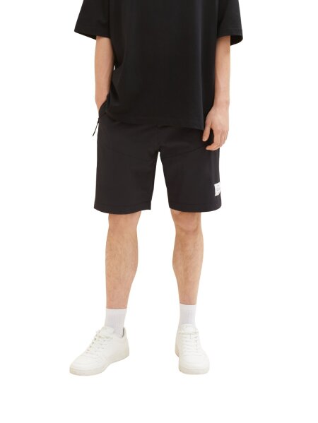 relaxed shorts