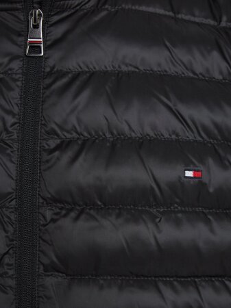 CORE PACKABLE CIRCULAR VEST
