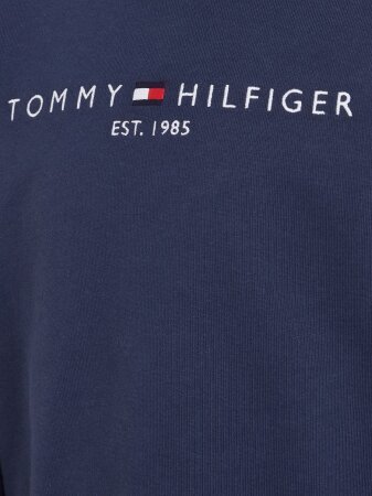 ESSENTIAL SWEATSHIRT