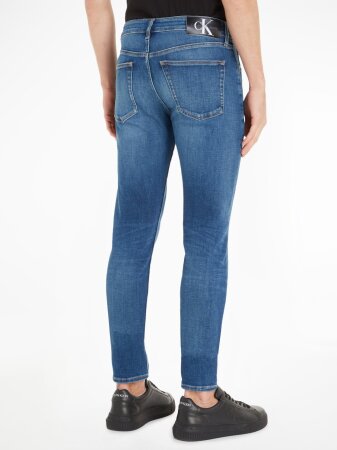 SLIM TAPER