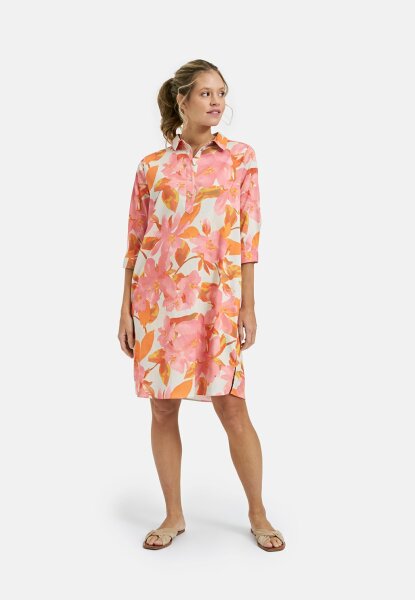 BUTTONED DRESS WITH COLLAR AND 3/4