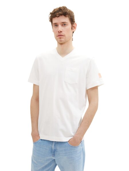 washed v-neck t-shirt