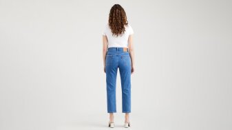 501&reg; Crop Jeans