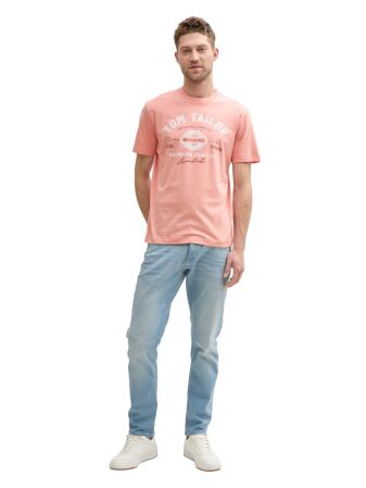 logo tee