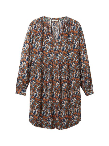 dress with feminine neckline