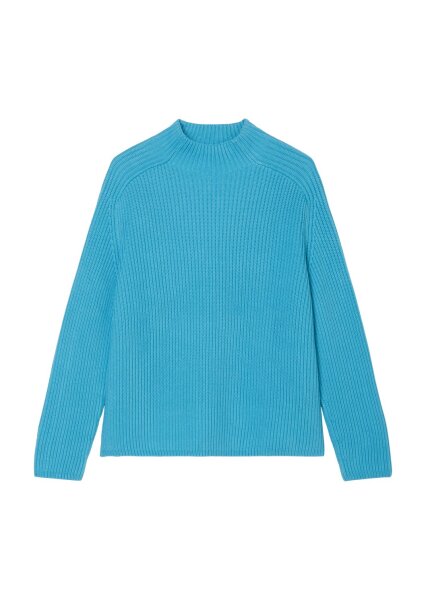 high neck pullover with raglan slee