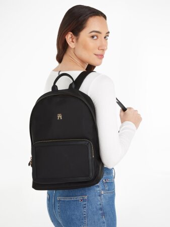 TH ESSENTIAL S BACKPACK