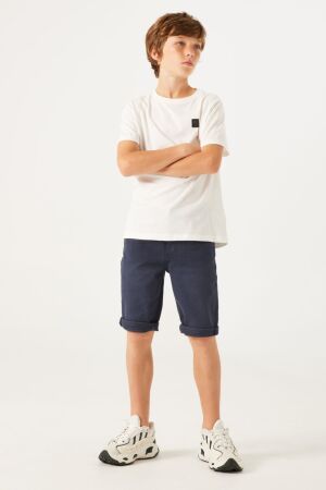 355 col.8547_Lazlo short