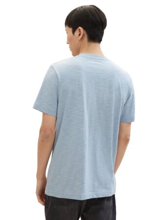 t-shirt with pocket