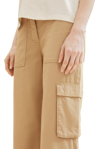 pants with utility details