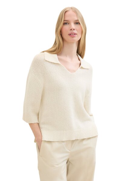 knit pullover with collar