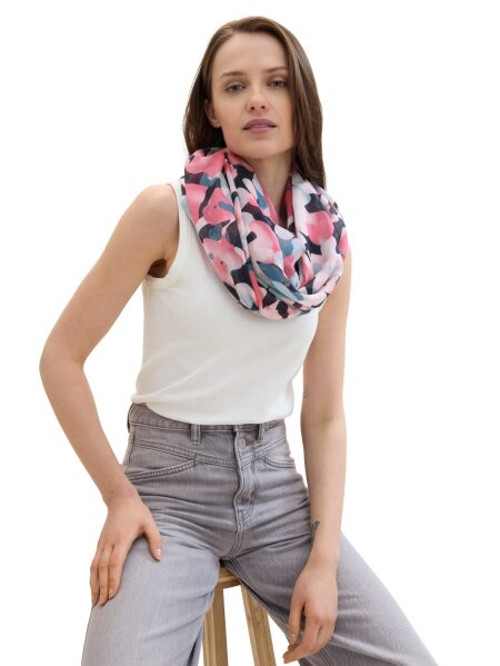printed loop scarf