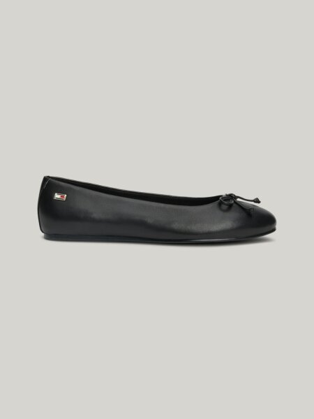 ESSENTIAL CHIC BALLERINA