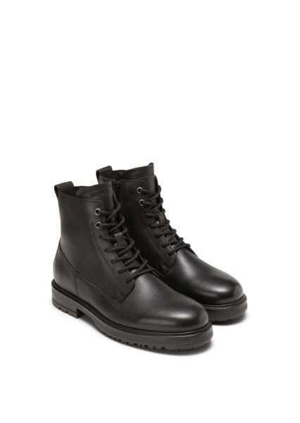 Lace up Bootie