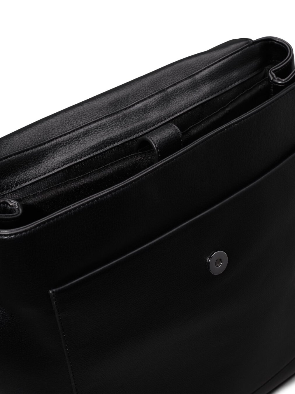 Calvin Klein CK DAILY BACKPACK PEBBLE 124 99 EUR