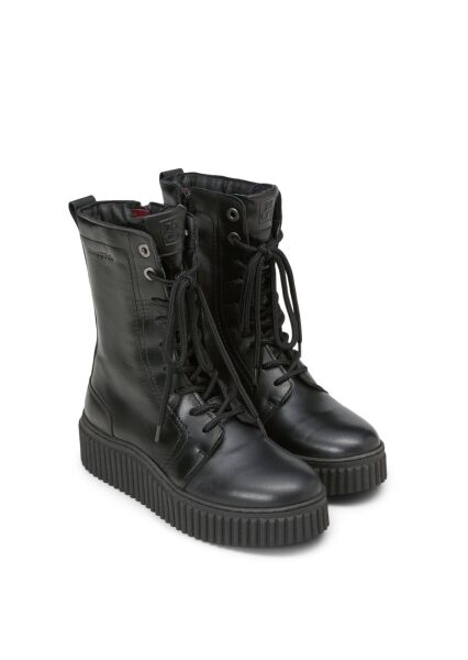 Lace up Bootie