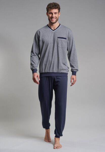 Pyjama, V-A., Bündchen