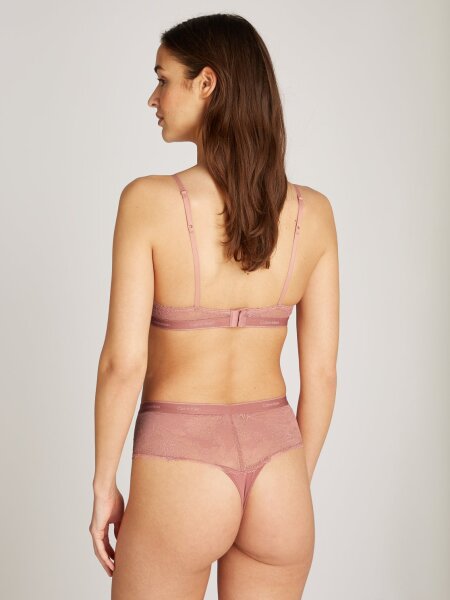LIGHTLY LINED TRIANGLE