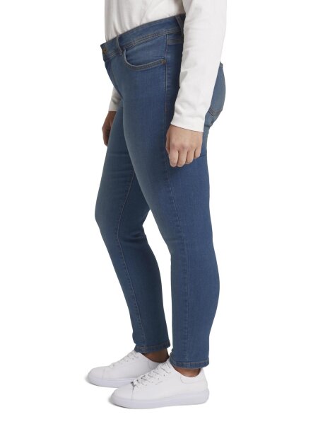 Basic Skinny Jeans
