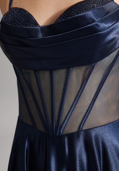 See-through-Corsagenkleid mit Ziers