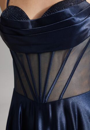 See-through-Corsagenkleid mit Ziers