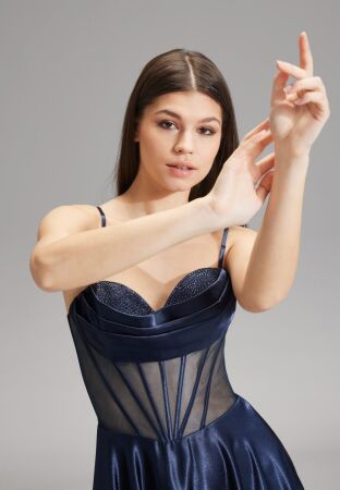 See-through-Corsagenkleid mit Ziers