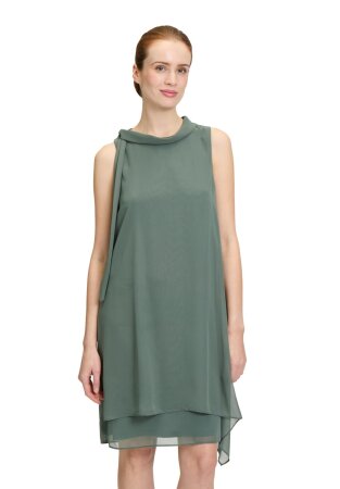 Kleid Kurz ohne Arm
