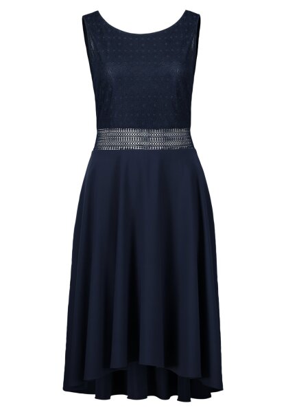 Kleid Kurz ohne Arm