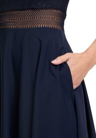 Kleid Kurz ohne Arm
