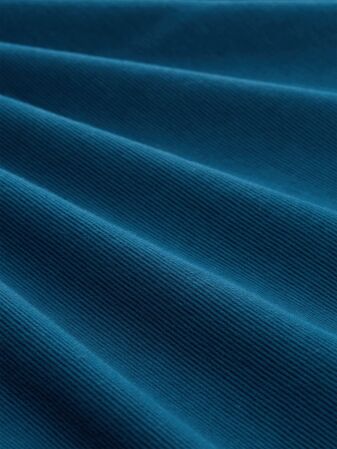 T-shirt structured