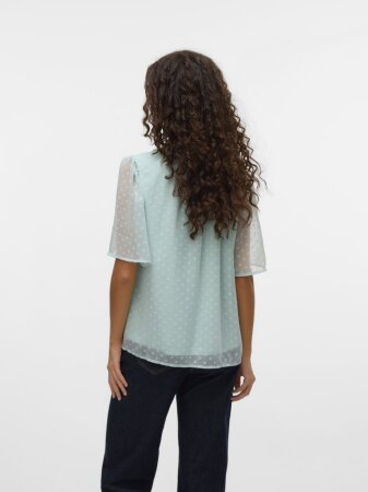 VMLEAH SS LACE TOP WVN GA NOOS