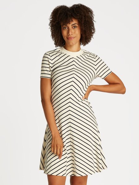 MODERN F&F KNEE DRESS