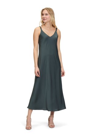 Kleid Lang ohne Arm