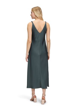 Kleid Lang ohne Arm